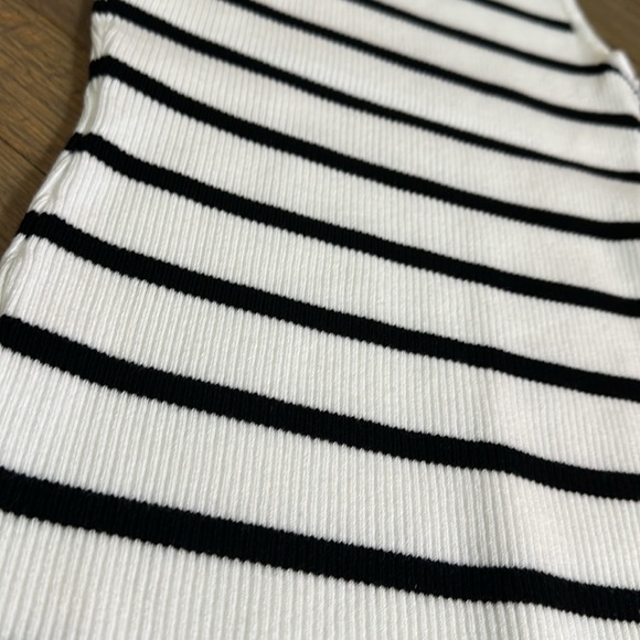 NWT Striped Shell Tank - Picture 3 of 3